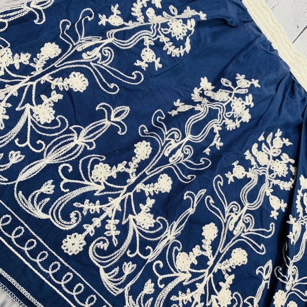 Andi + James Skirt size L A Line Blue Cream Embroidered Skater Boho Womens - Picture 2 of 7